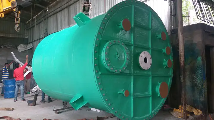 A green FRP reaction vessel
